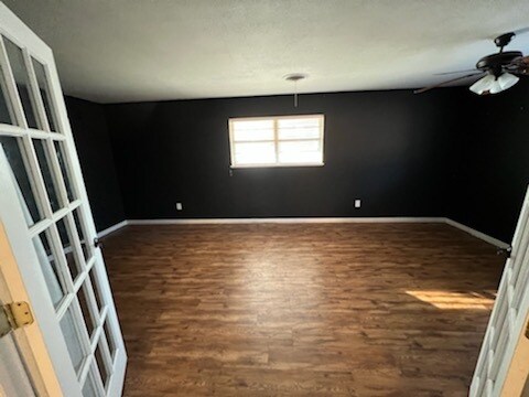 Building Photo - 881 Harrison Ave