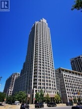 Building Photo - 628 Fleet St