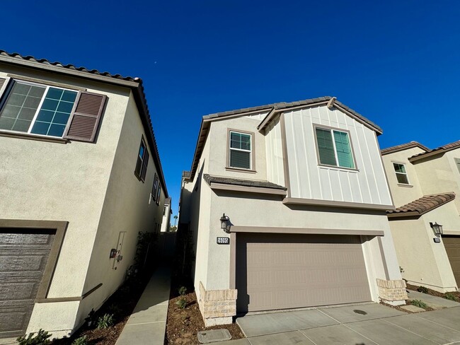 Foto del edificio - Brand New 4 bedroom Moreno Valley home wit...