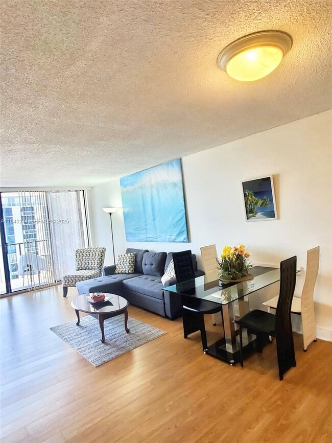 Building Photo - 2101 S Ocean Dr