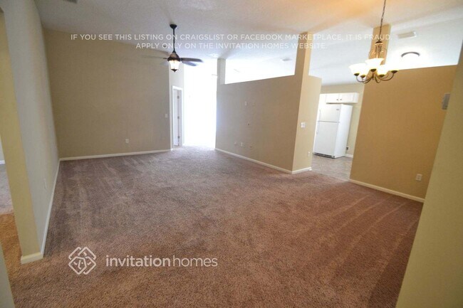 Foto del edificio - 8040 Tuxford Ln