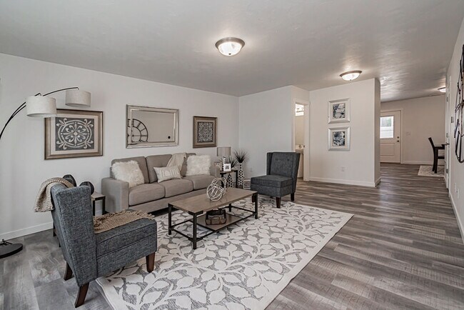 Foto del edificio - 3006 Rising Sun Rd