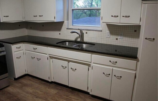 Foto del edificio - 3927 Kent Rd