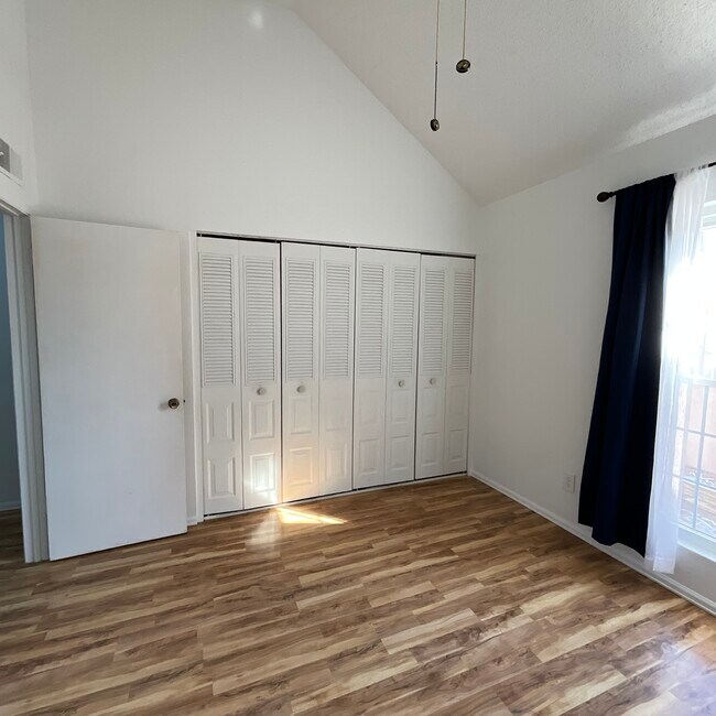 Dormitorio principal - 3525 Rebecca Ln