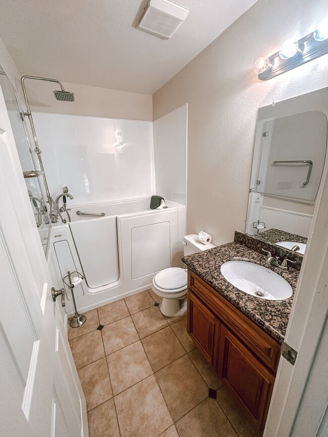 Foto del edificio - Livermore Home Available Now!