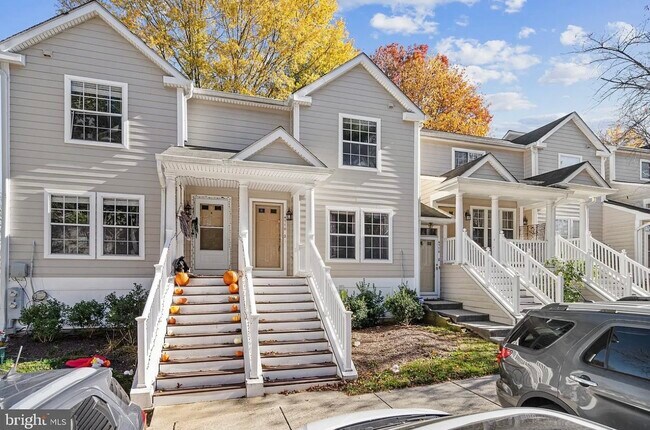 Foto del edificio - 4770 Dorsey Hall Dr