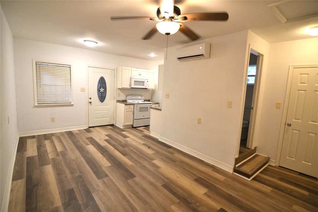 1212 Graham St, Baytown, TX 77520 Room for Rent in Baytown, TX