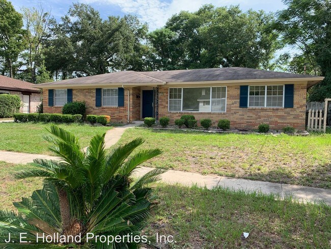 Building Photo - 3 br, 2 bath House - 1737 Townsend Blvd.
