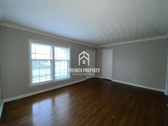 Foto del edificio - 4476 Mayo - Available Now!