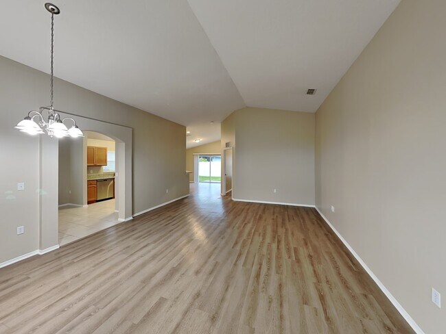 Foto del edificio - 2305 Hickory Pine St