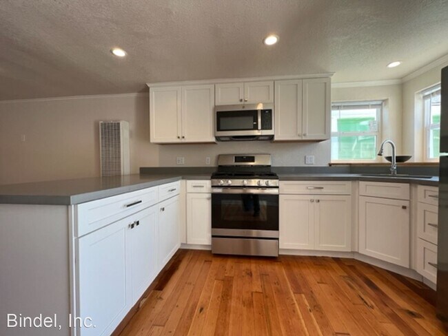 Foto del edificio - 2 br, 1 bath House - 1229 West Ave