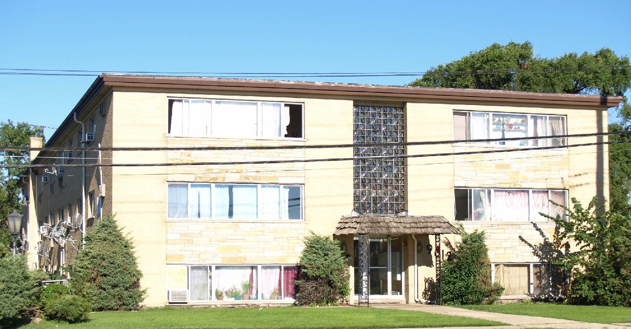 Foto principal - 9612 Greenwood Ave