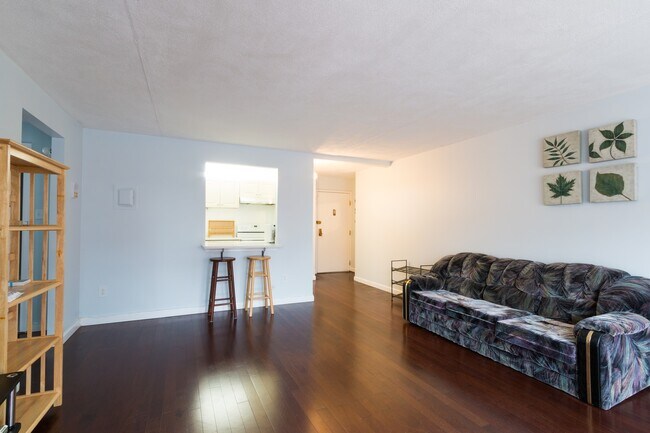 Foto del edificio - 4 Trowbridge Place, Unit 1