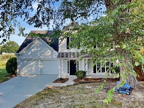 Building Photo - 820 Whitecrest Ct