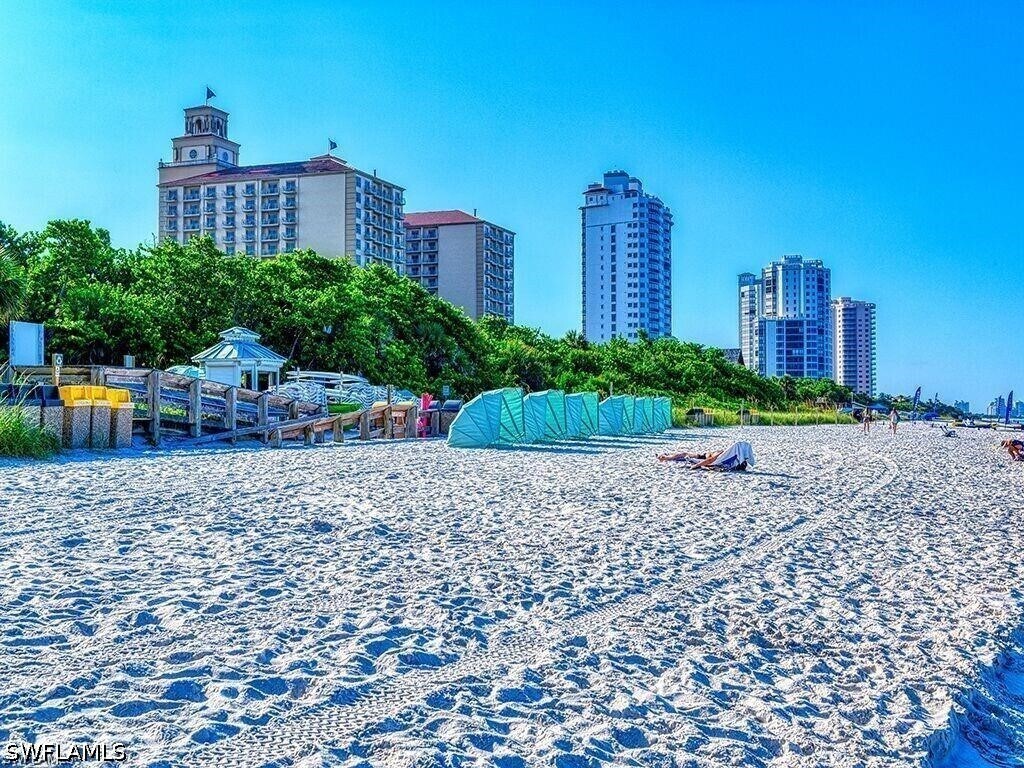 Foto del edificio - 737 91st Ave N