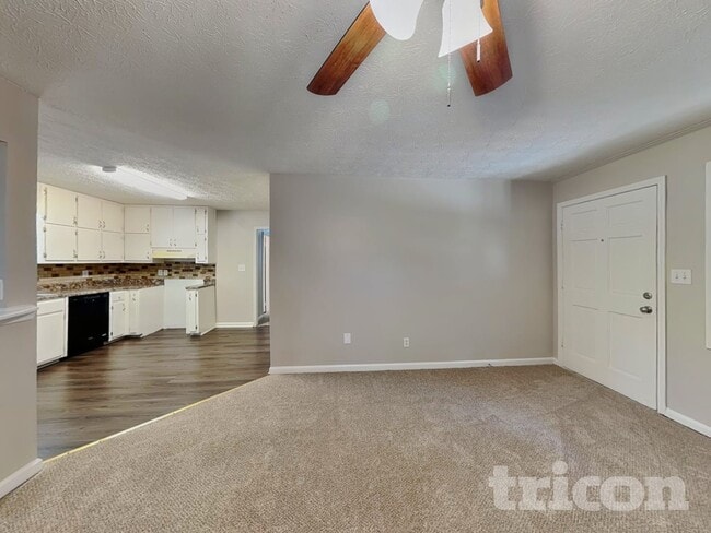 Building Photo - 65 Highland Cir