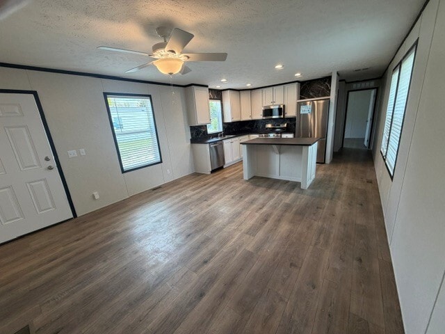 Building Photo - 26 Parakeet Hill Dr