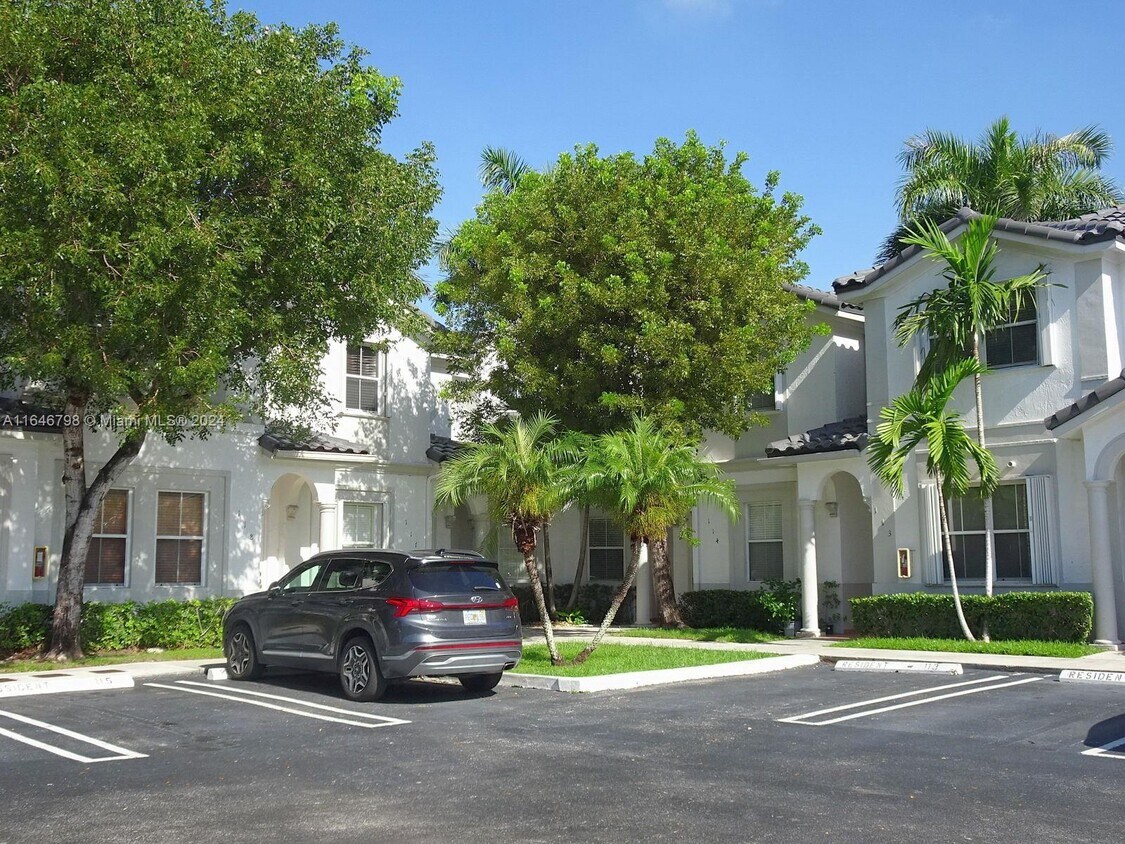 Primary Photo - 5460 NW 107th Ave