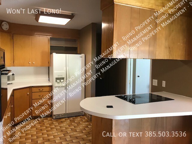 Building Photo - Coming Soon! 3 Bedroom/2.5 Bathroom Home i...