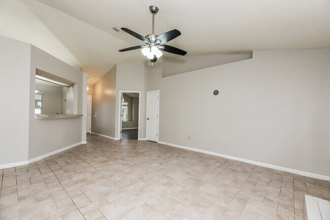Building Photo - 1731 Chandelier Cir W