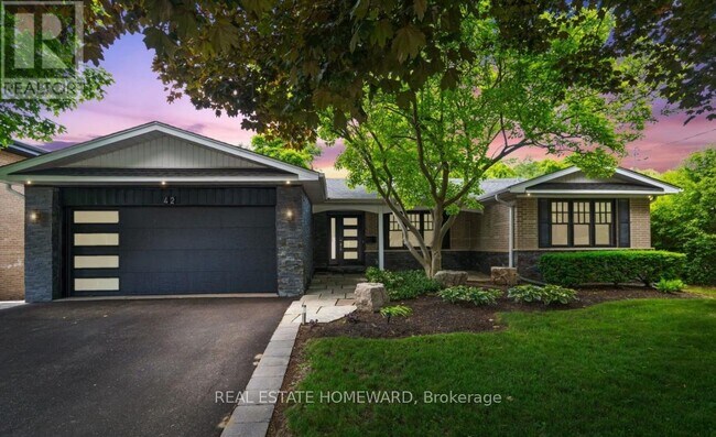 Photo du bâtiment - 42 Heathview Ave