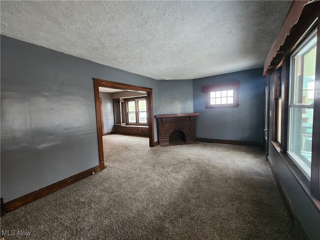 Foto del edificio - 11321 Parkview Ave