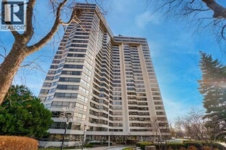Building Photo - 1300 Bloor St