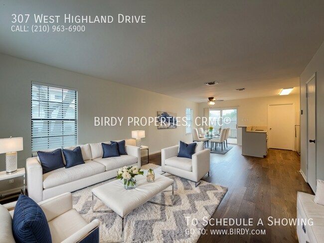 Foto del edificio - "Charming Townhouse Retreat: 2 Bed, 1.5 Ba...