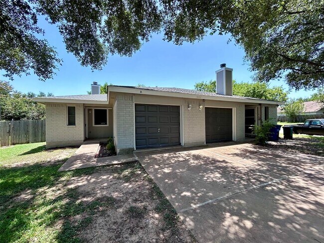 Building Photo - 3007 Kestrel Dr