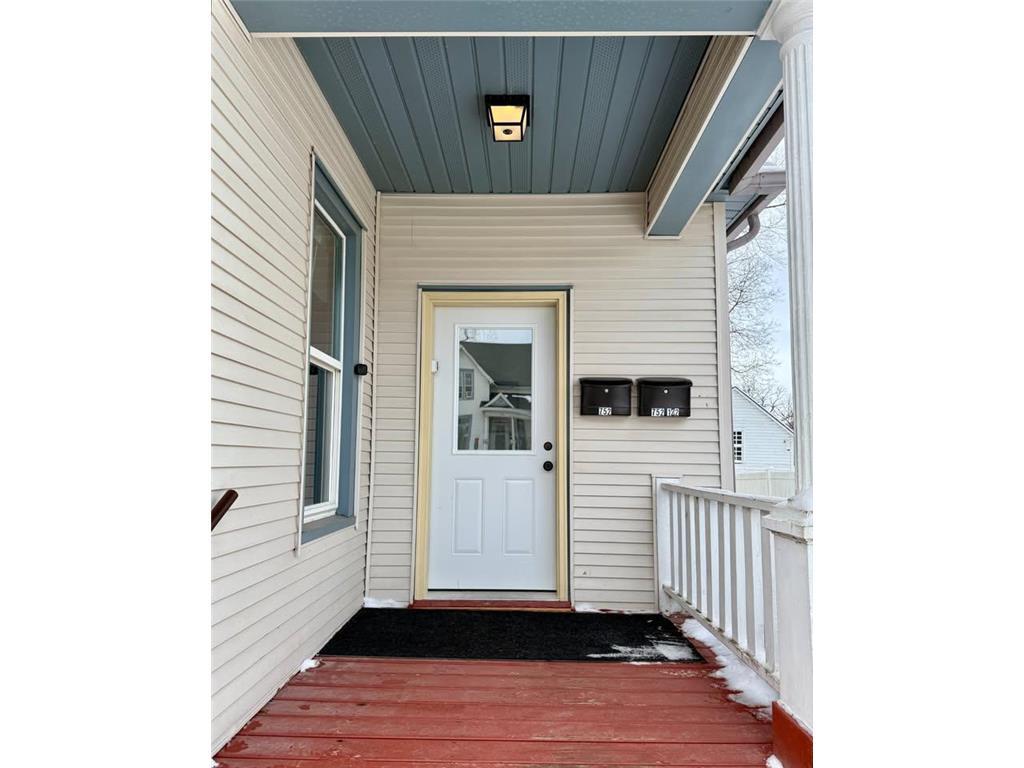 Primary Photo - 752 McSorley St