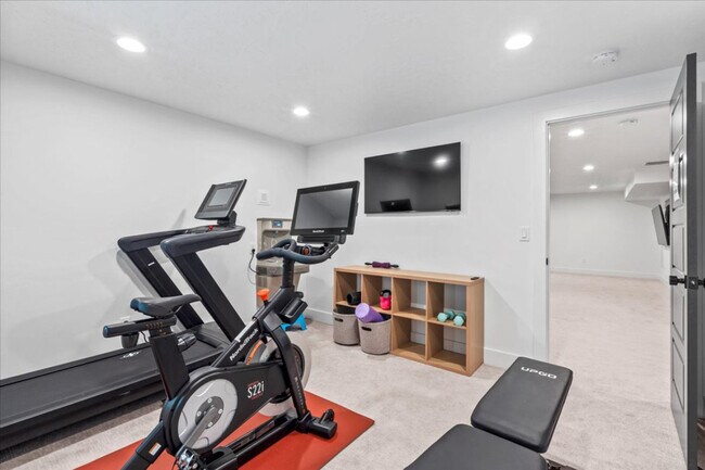 Foto del edificio - 690 S Edge Ln