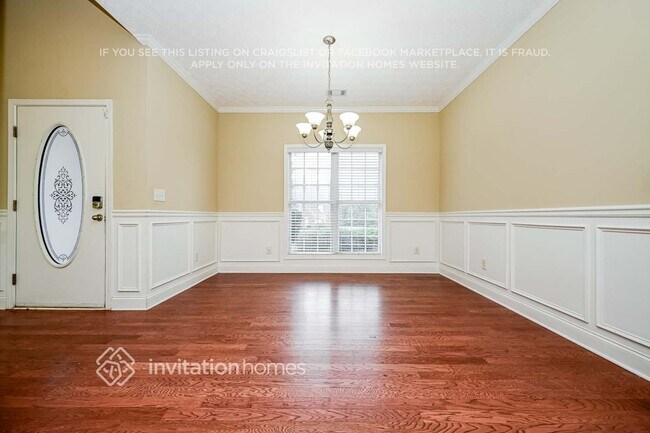 Foto del edificio - 220 Hedgewood Dr