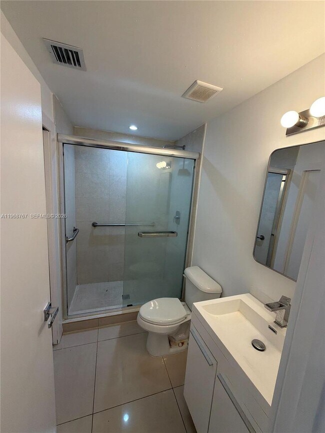 Foto del edificio - 829 SW 18th Ave