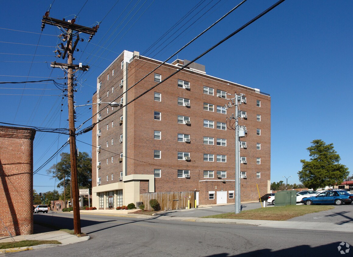 Landmark Towers Apartments in Orangeburg, SC