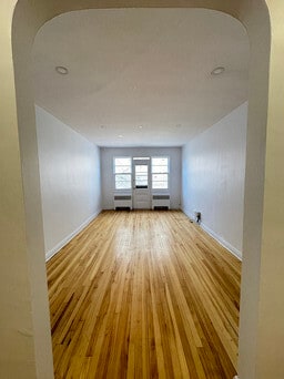 Primary Photo - 6645 Rue De Terrebonne