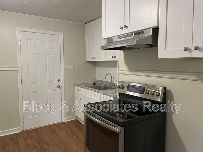 Foto del edificio - 1020 Willard St