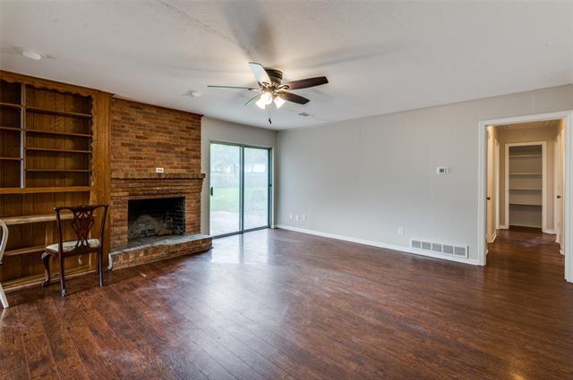 Foto del edificio - 3539 Creek View Dr