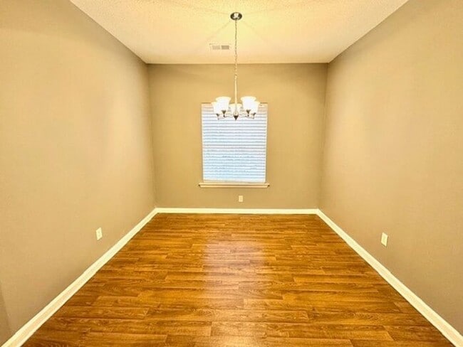 Building Photo - Now Leasing a 4-bedroom 2.5 bath home in Cordova off of Macon and Houston Levee