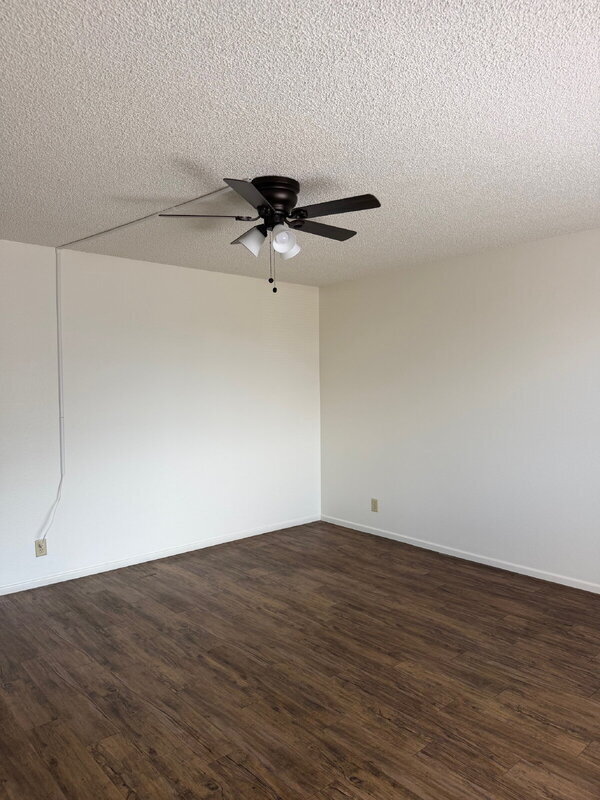 Foto del edificio - 6740 E Dallas St