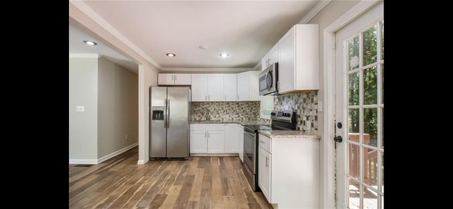 Foto del edificio - 3704 Asbury Ln SW