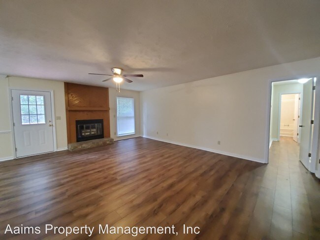 Building Photo - 3 br, 2 bath House - 7418 Beaver Run Dr.