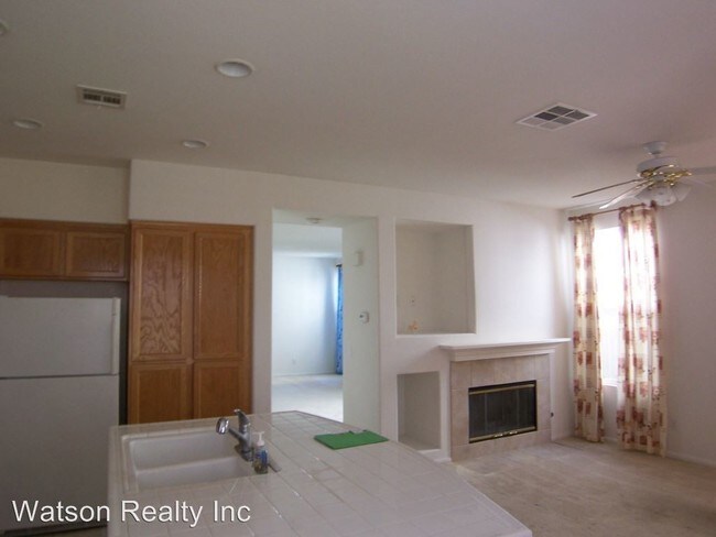 Building Photo - 4 br, 2.5 bath House - 12205 Juniper Way