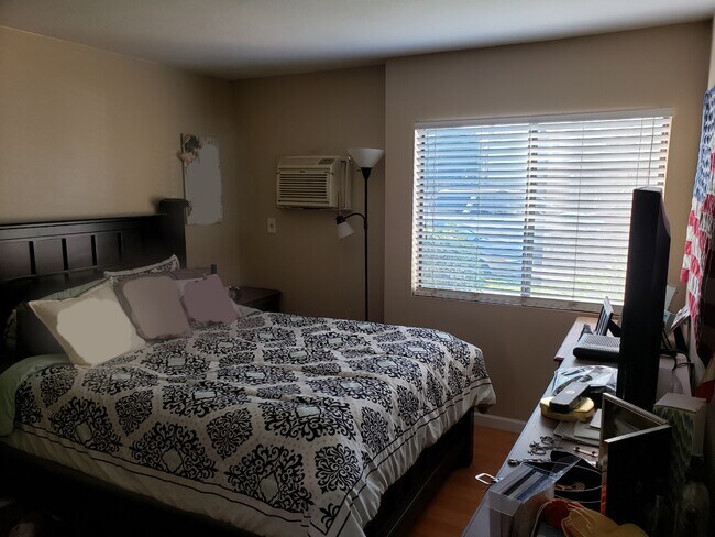 Building Photo - 20234 Cantara St