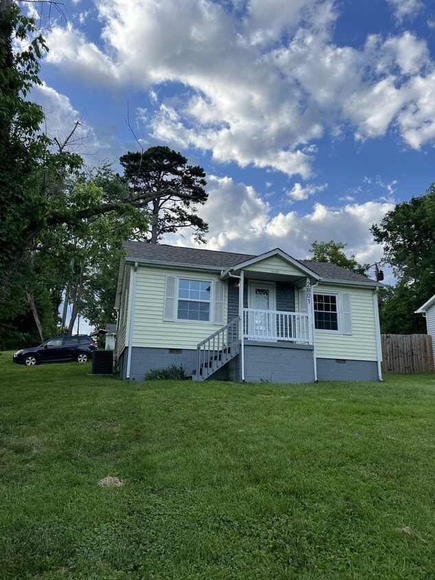 Photo - 2801 Carson Ave (Knoxville, TN)