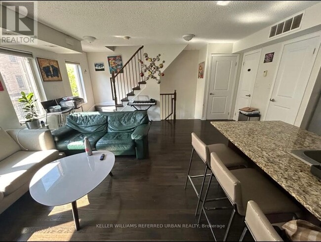 Building Photo - 12 Foundry Ave