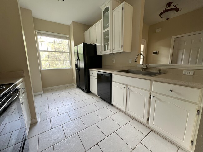 Foto del edificio - 1517 Applewood Way