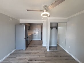 Building Photo - 2019 Fremont St