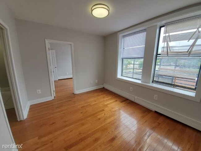 Building Photo - 205 Monticello Ave