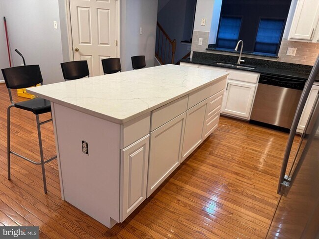 Foto del edificio - 10634 Heather Glen Way