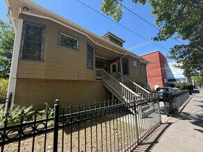 Building Photo - 1518 21st Street